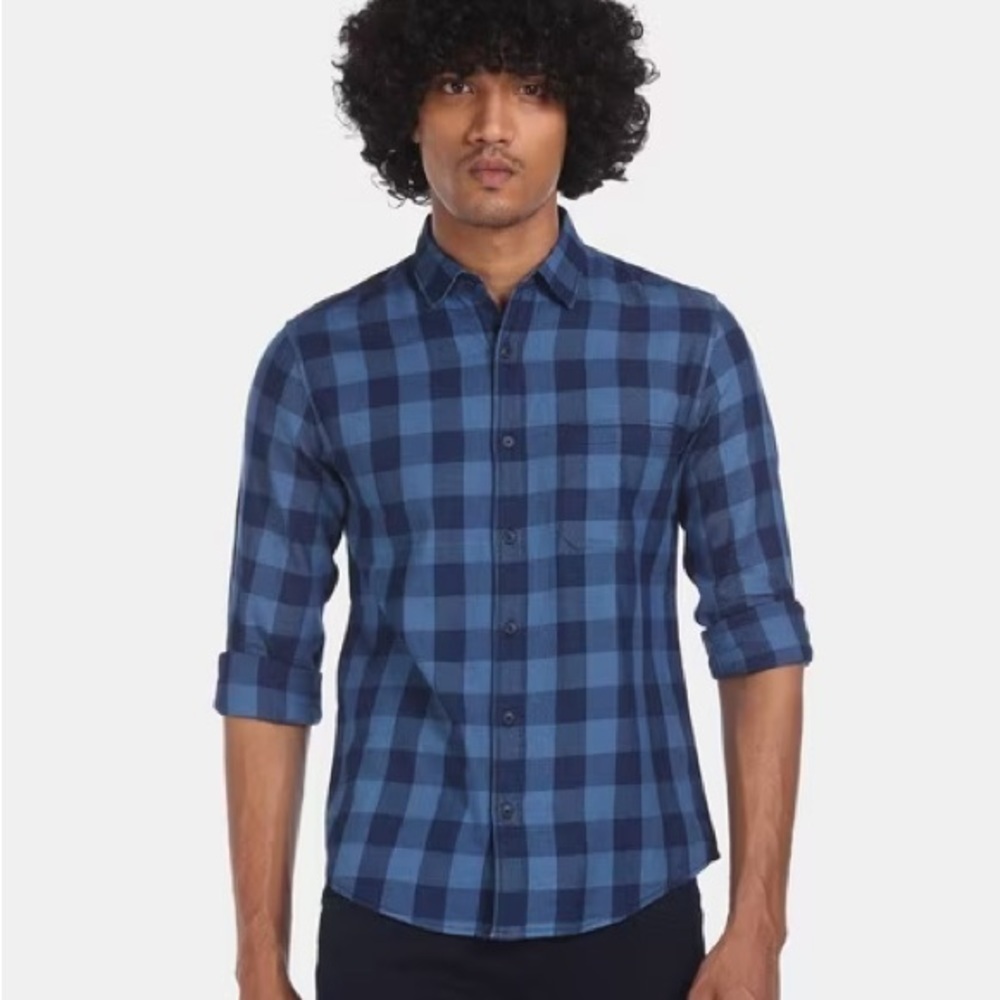Checked Casual Button Down Shirt with Patch Pocket, Size XL